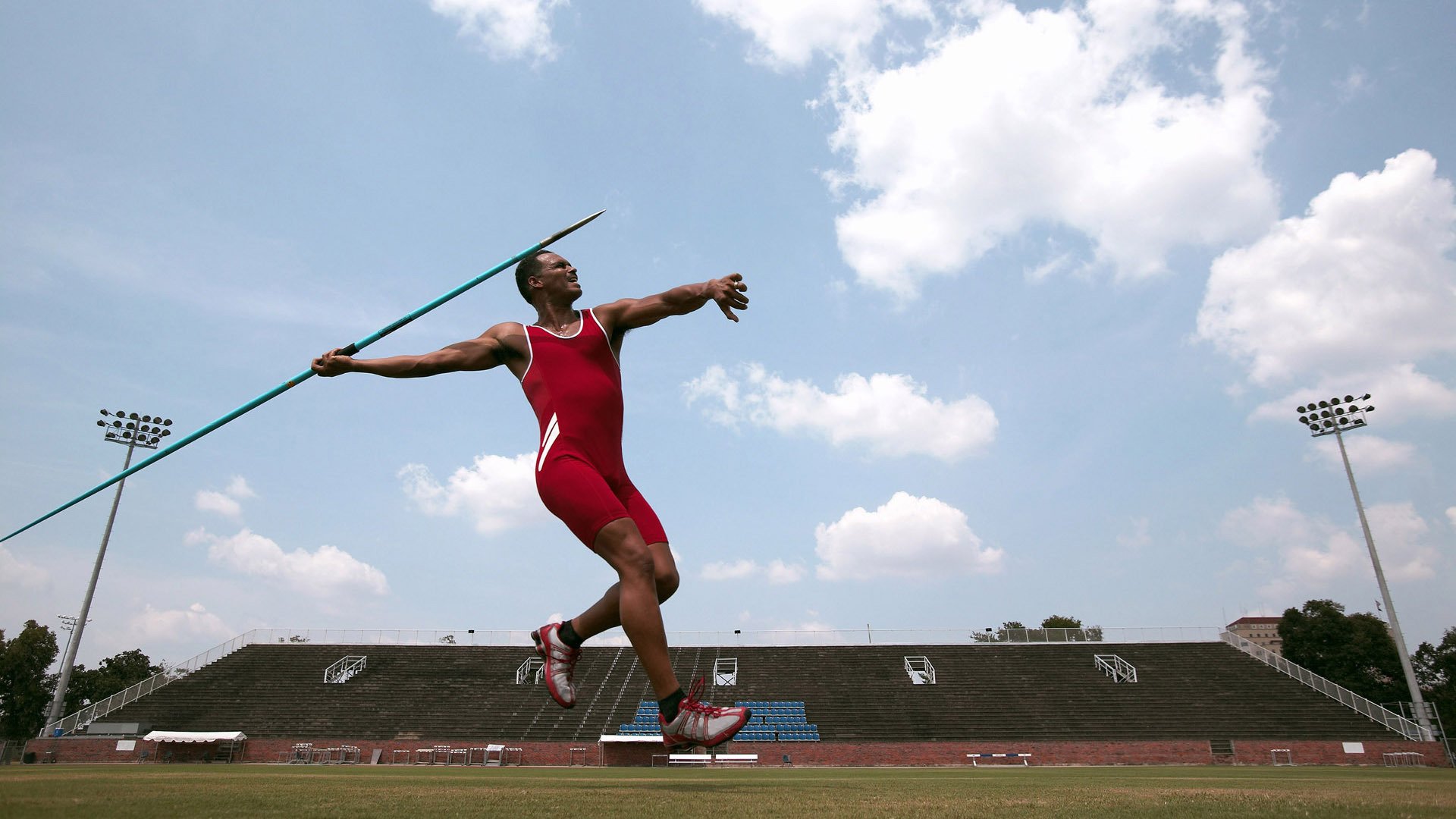 波兰队赛制解析：如何在团体赛中提升战术配合，波兰队战绩
