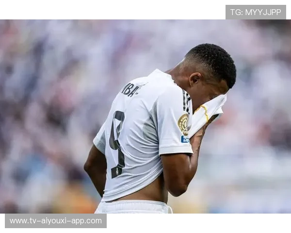 登贝莱获金球，姆巴佩首发声：他终于等到属于他的一年，登贝莱 集锦