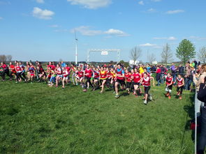 爱游戏网址登录-冬奥体验中心开放吸引大量青少年参与，冬奥会体验中心